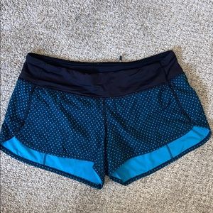Lulu lemon patterned speed shorts!